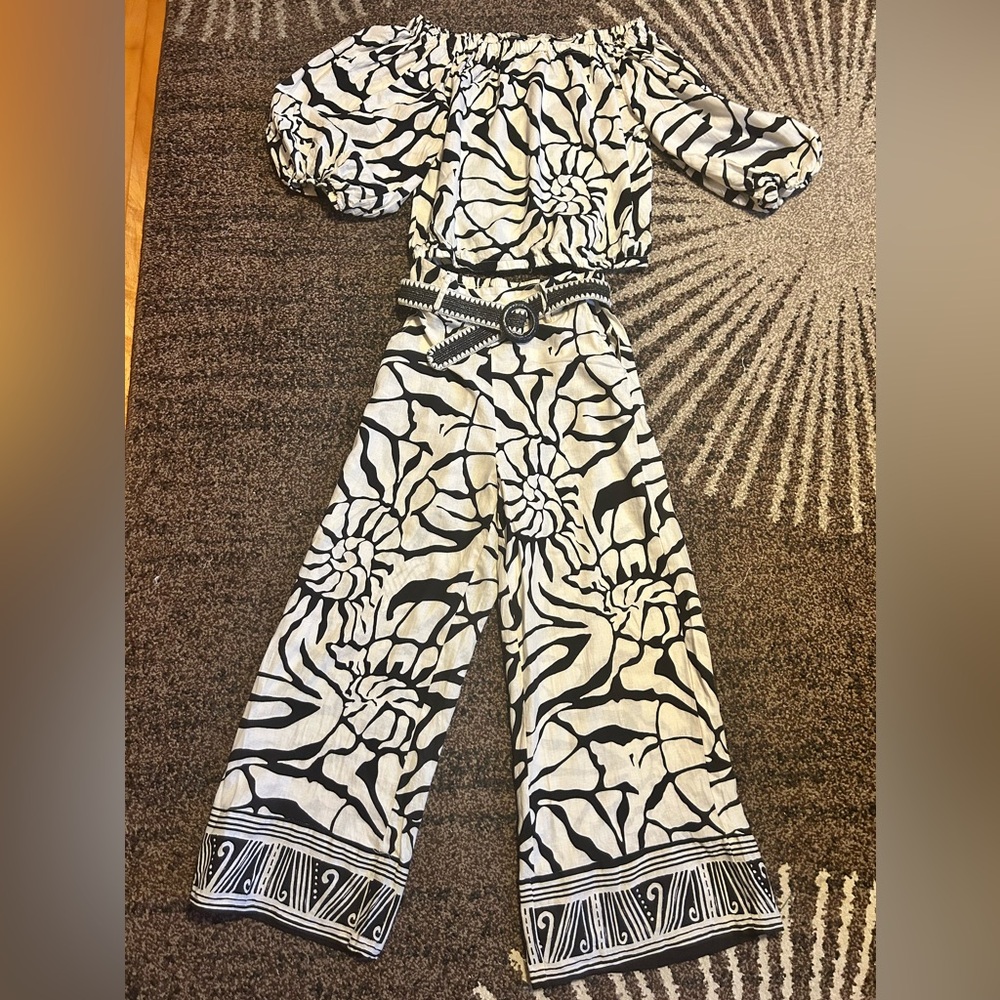 Rachel Zoe Black and White Patterned 2 Piece Set
